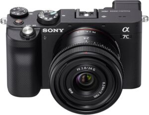 Sony-Full-Frame-24mm-F2.8-G-voorkant